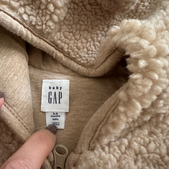 Baby Gap fleece zip up one piece - Picture 4 of 5